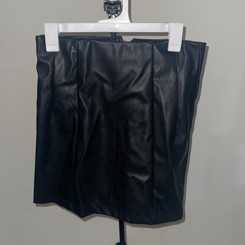 Brand new leather skirt
